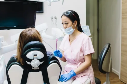 How to Prepare for a Consultation With a Dental Implant Specialist in Las Vegas