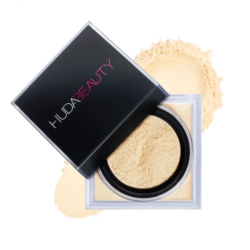 Huda Be­auty Powder